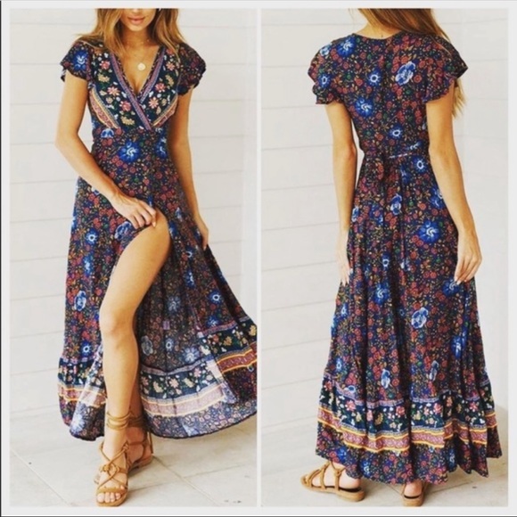 🎉HPx2🎉Boho Maxi Wrap Dress - on ‘Dead to Me’ - Picture 6 of 15